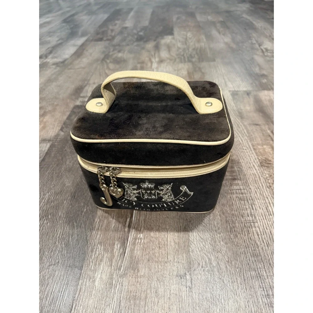 Juicy Couture Vintage Velour Vanity Case Brown Cream Y2K Makeup Bag Mirror